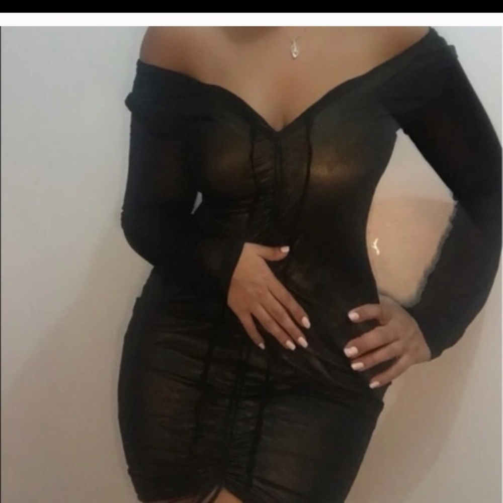 Dress - Picture 2 of 3